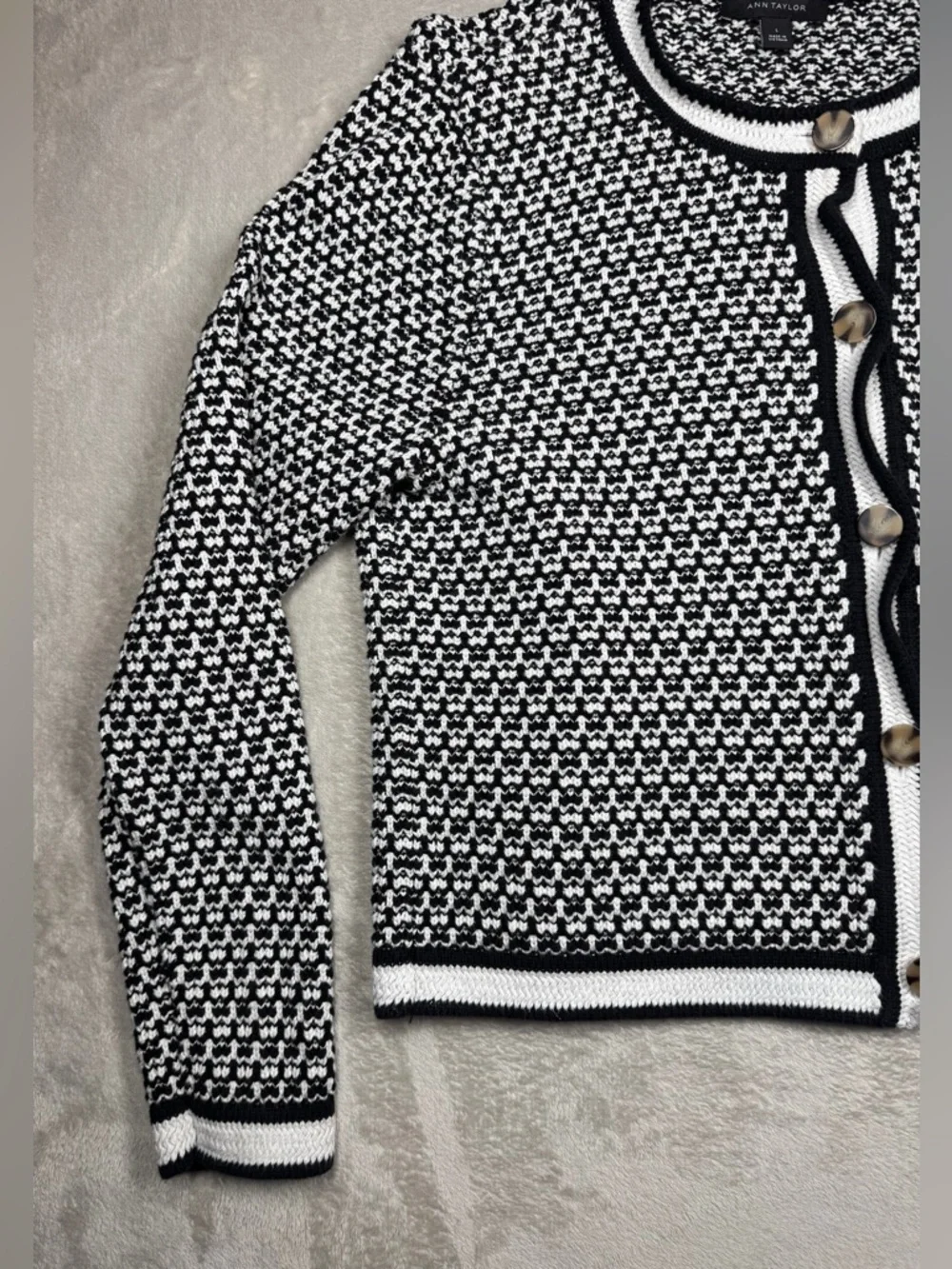 Ann Taylor Black and White Textured Knit Cardigan - Picture 3 of 13
